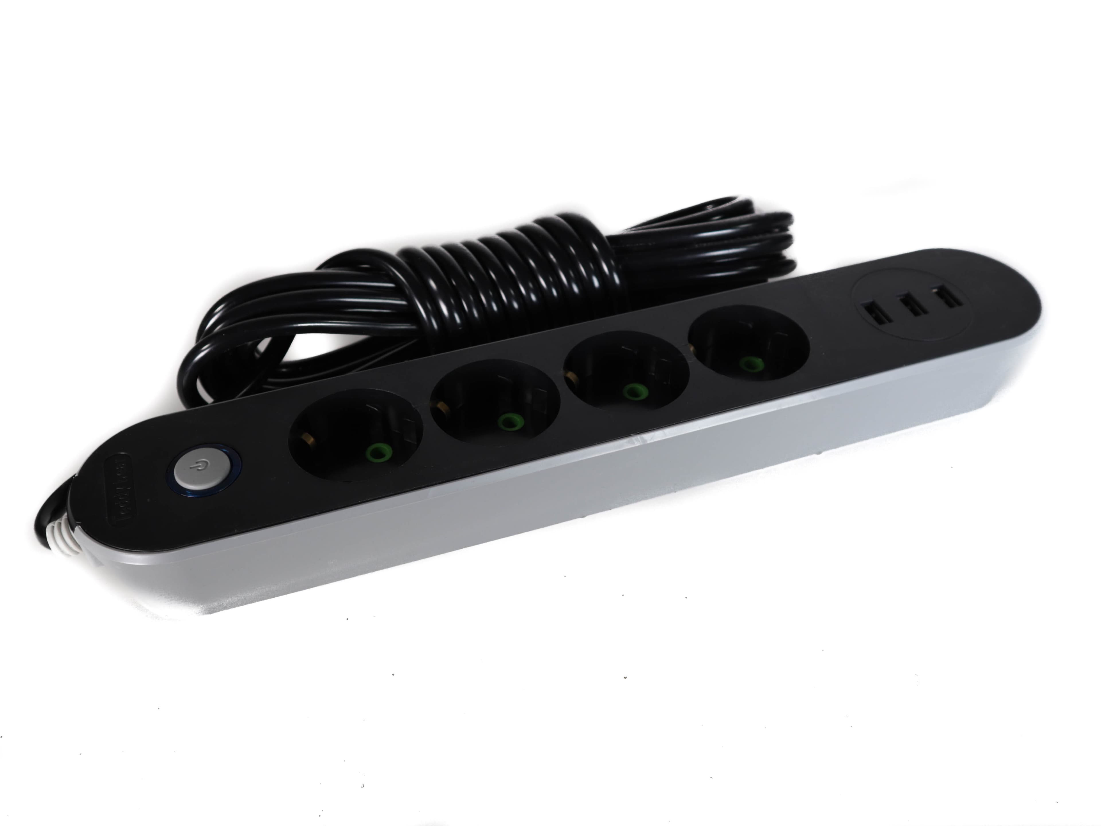 Prelungitor cu 4 Prize si USB