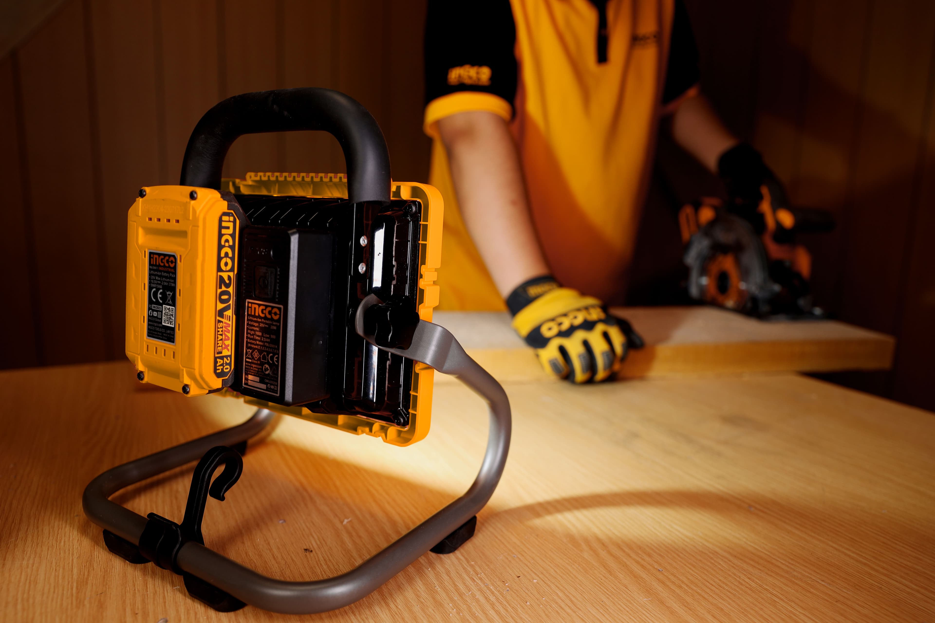 Proiector LED 20V 1800Lumeni image