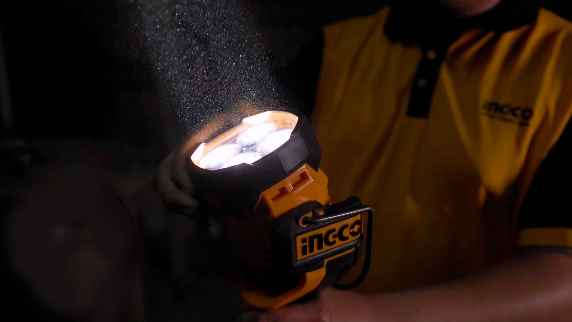 Lanterna 20V 2000 Lumeni image