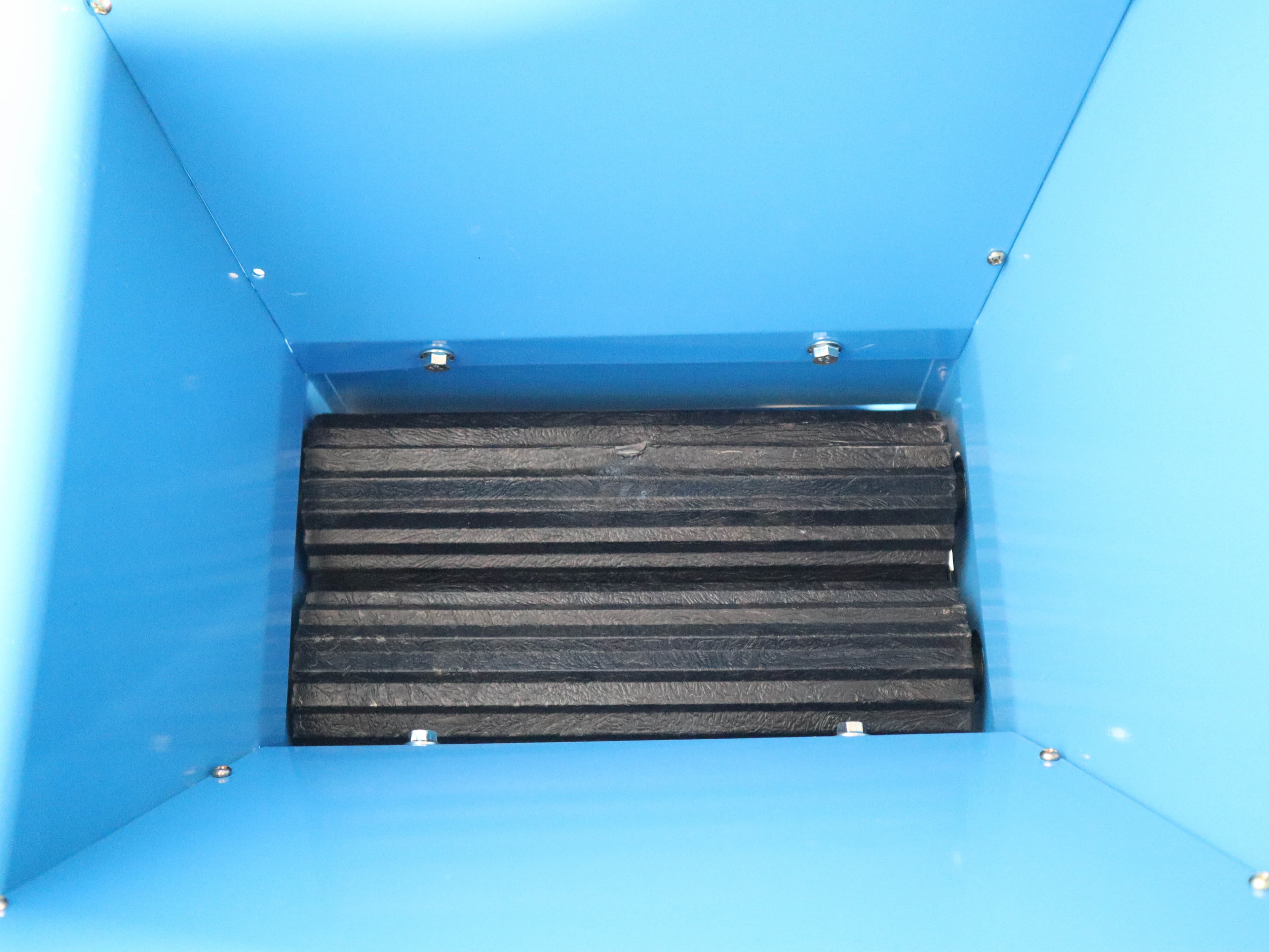 Zdrobitor de struguri manual image