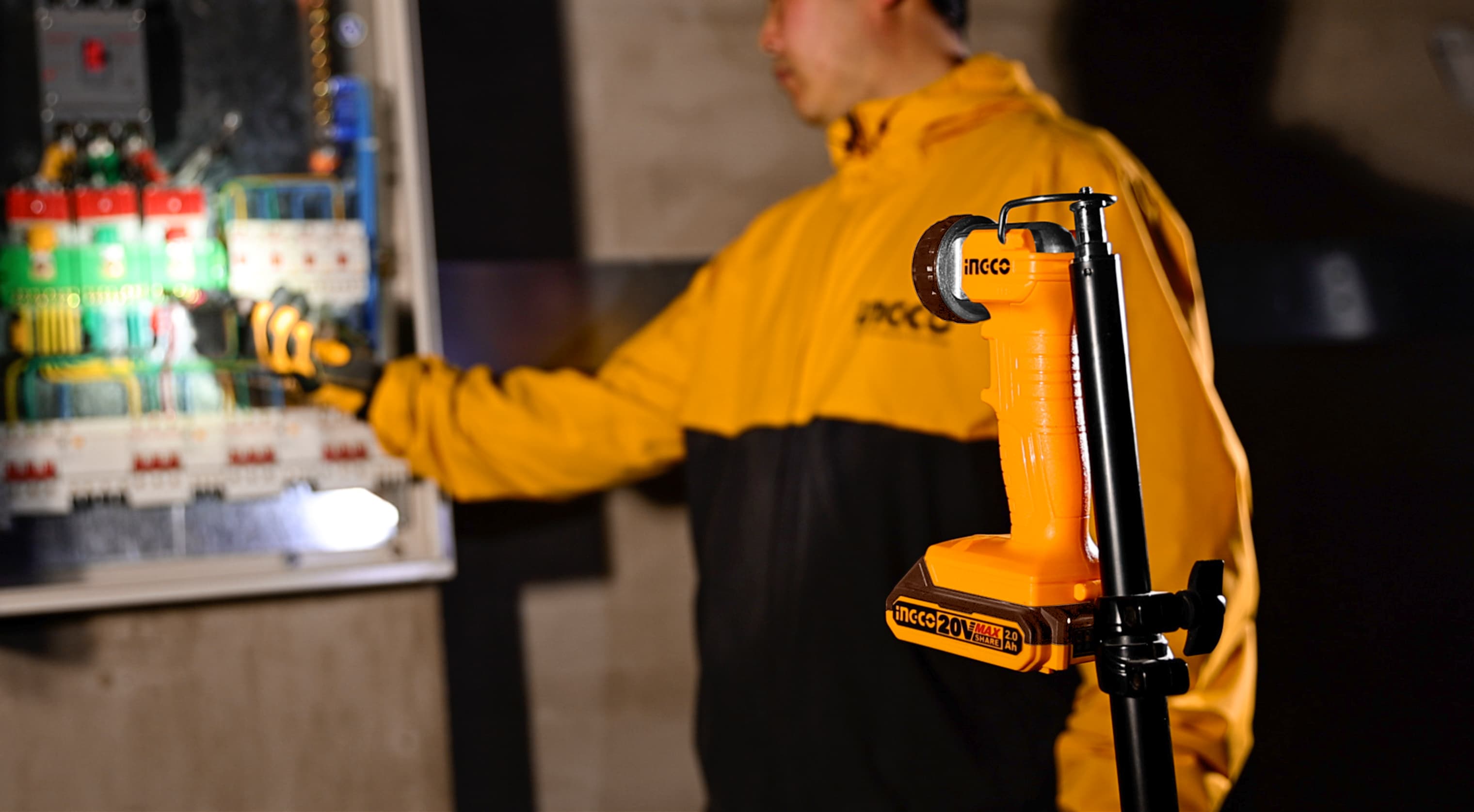 Lanterna 20V 270 Lumeni image